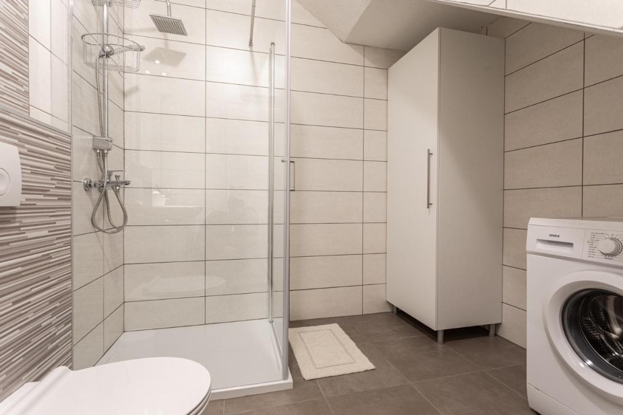 Villa Elm Milohnici Kültér fotó