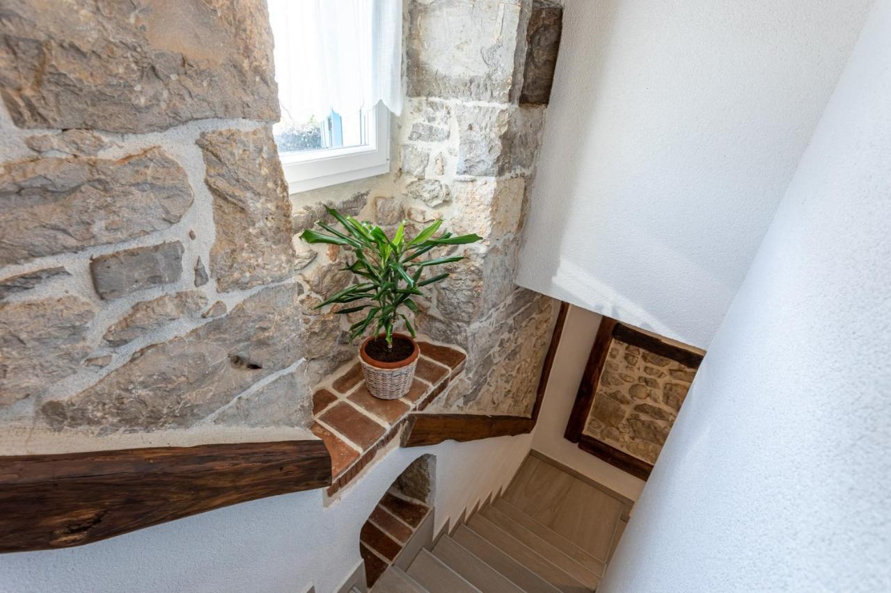 Villa Elm Milohnici Kültér fotó