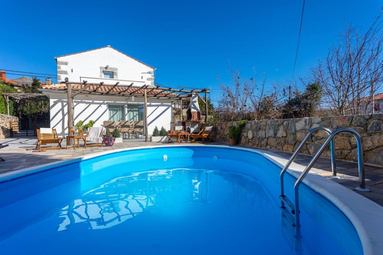 Villa Elm Milohnici Kültér fotó